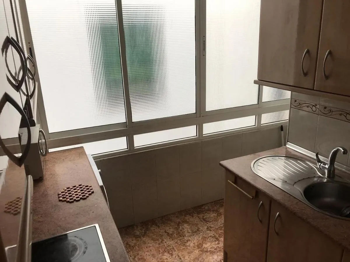 6Pax 3Bedroom Flat At Malaga City Centre